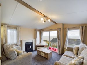 Living- click for photo gallery